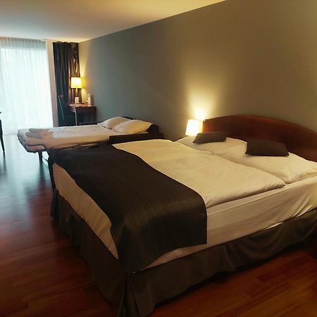 Hotel Rallye & Entrees Aux Bains De La Gruyere Булле Екстериор снимка