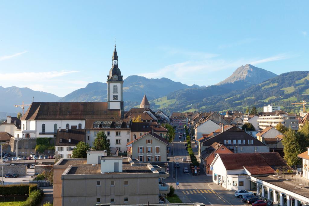 Hotel Rallye & Entrees Aux Bains De La Gruyere Булле Екстериор снимка