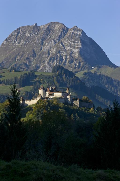 Hotel Rallye & Entrees Aux Bains De La Gruyere Булле Екстериор снимка