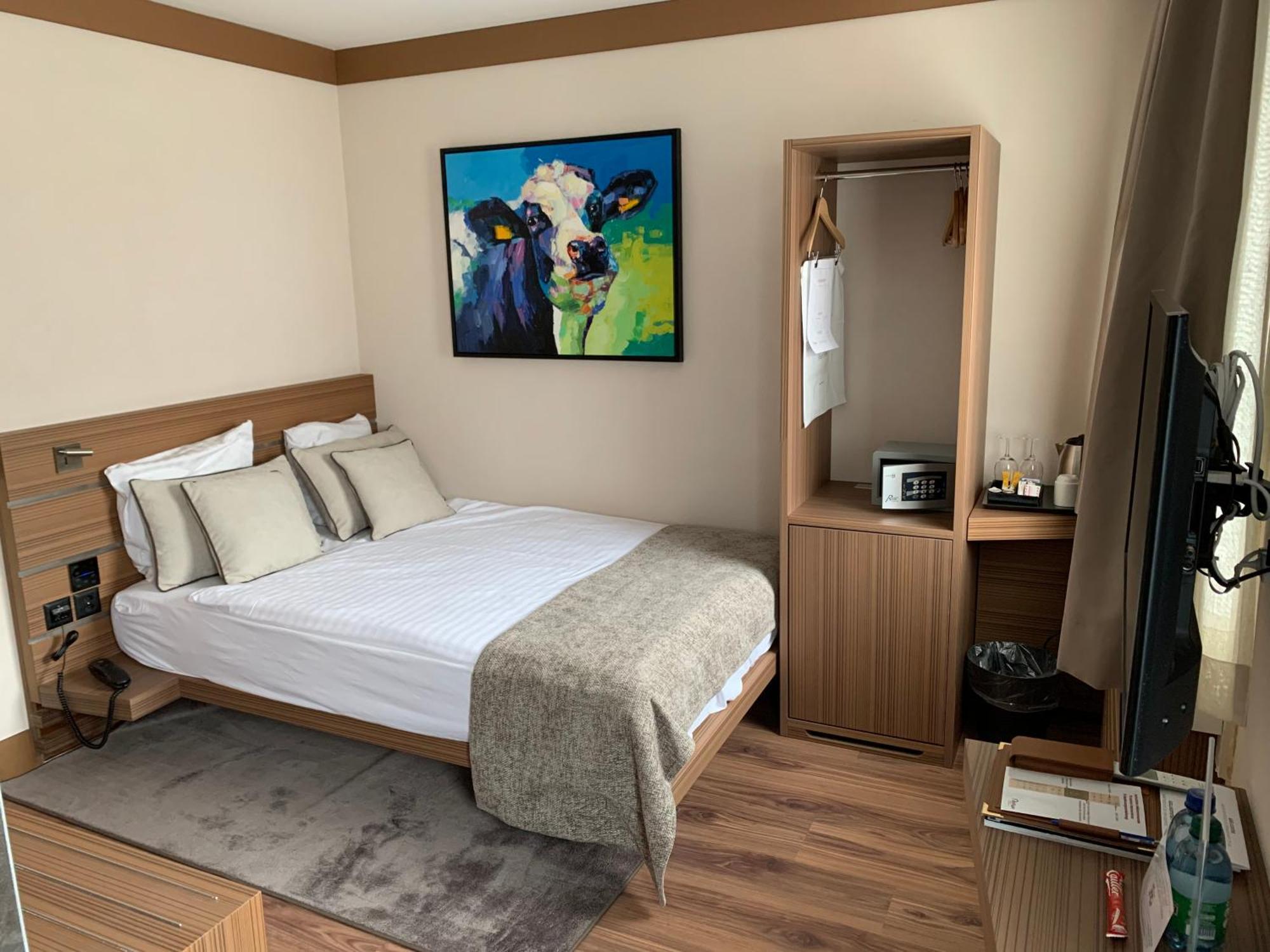 Hotel Rallye & Entrees Aux Bains De La Gruyere Булле Екстериор снимка