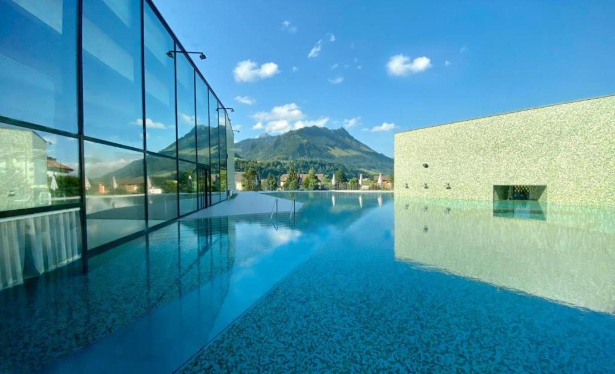 Hotel Rallye & Entrees Aux Bains De La Gruyere Булле Екстериор снимка
